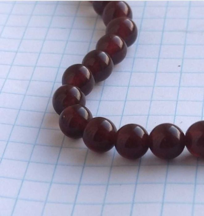 Буси янтарні продам