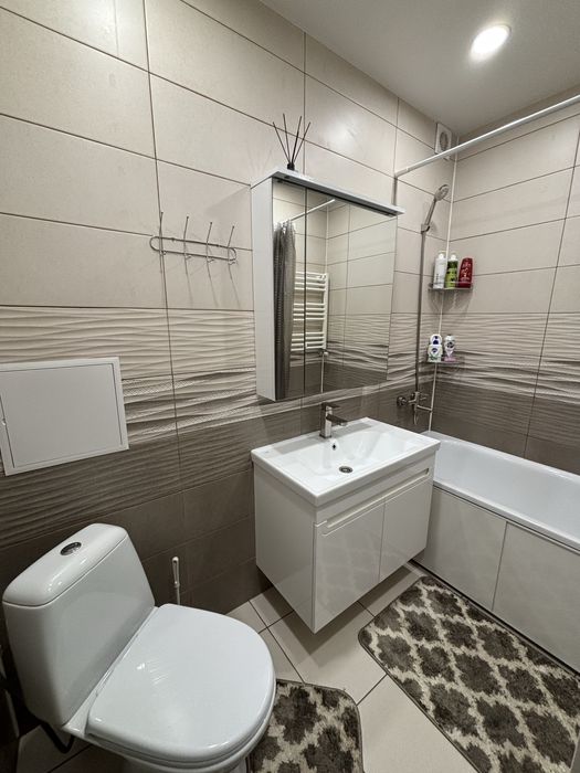 Продам 2-х кімнатну квартиру