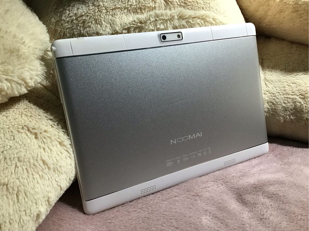 Noomai QT-10.1 HD IPS 8 ядер / 4 + 64 ГБ / 2 SIM+4G нюанси