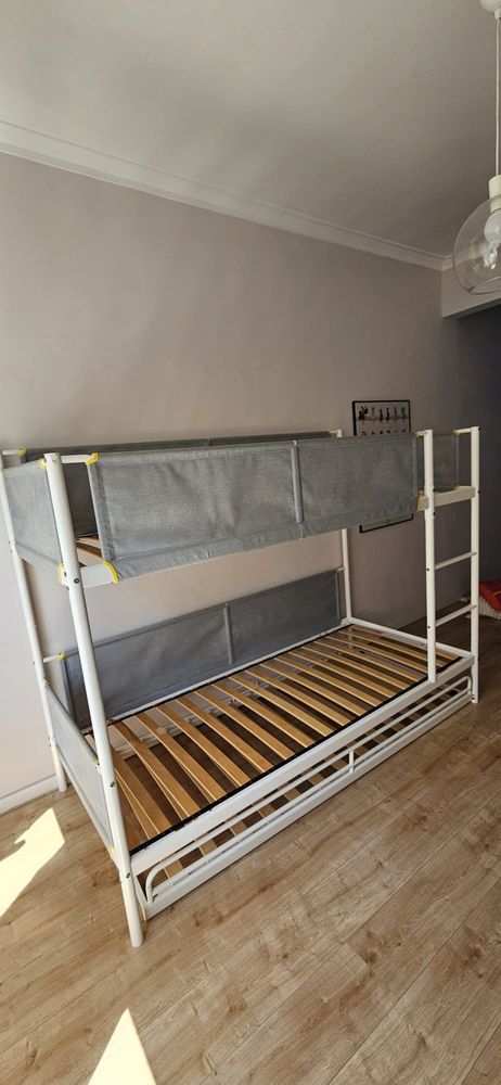 Beliche com cama inferior IKEA VITVAL