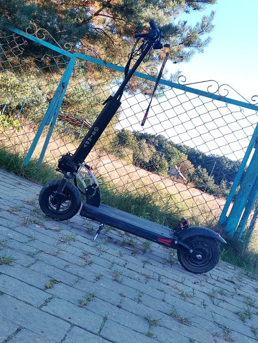 Продам електросамокат kukirin m4 pro