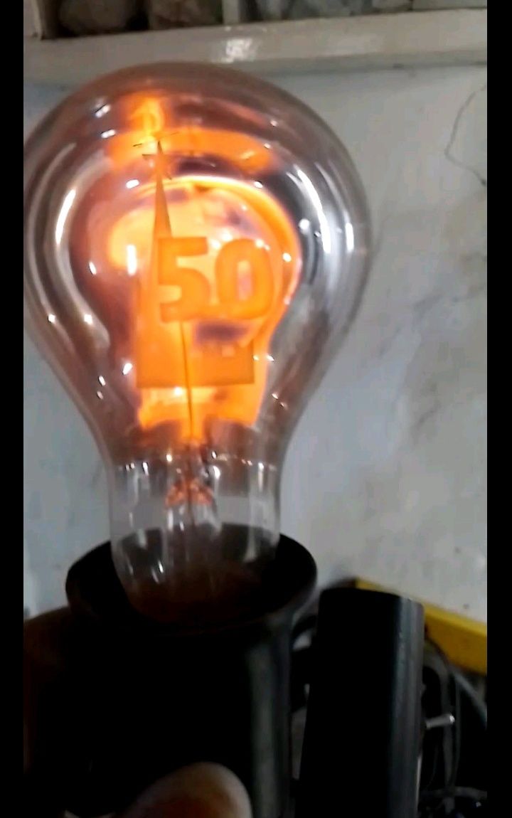 Лампочка электрическая 50 лет Октября
