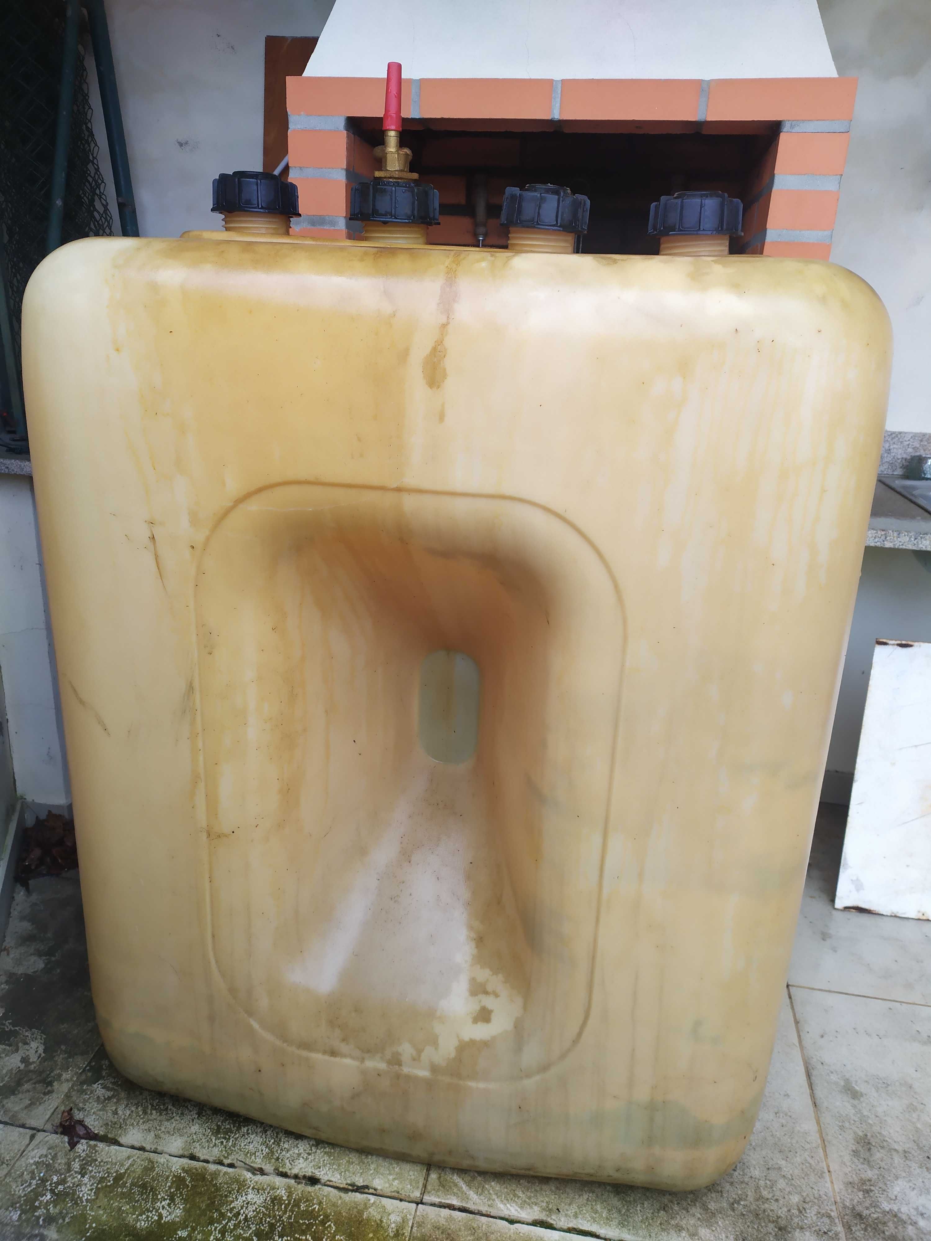 Depósito gasóleo 700L
