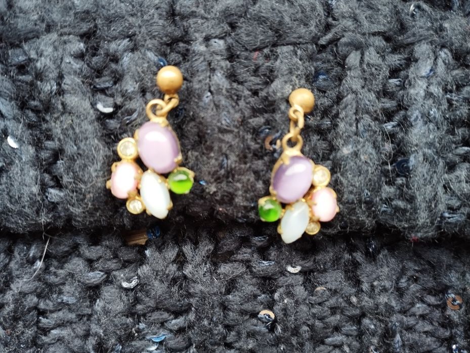 Biżuteria kolczyki kolorowe szkiełka