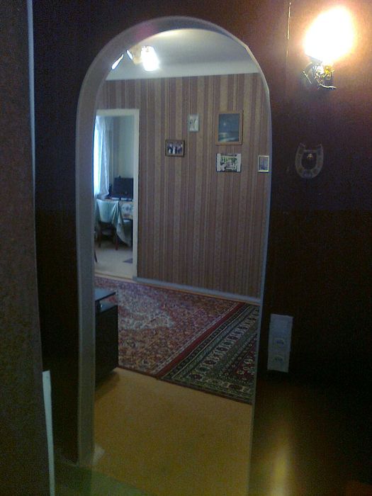 Продам свою 3-х комнатную квартиру, Каменское, Правый берег.