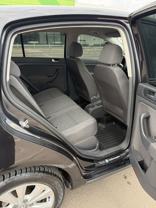Volkswagen Golf Plus автомат