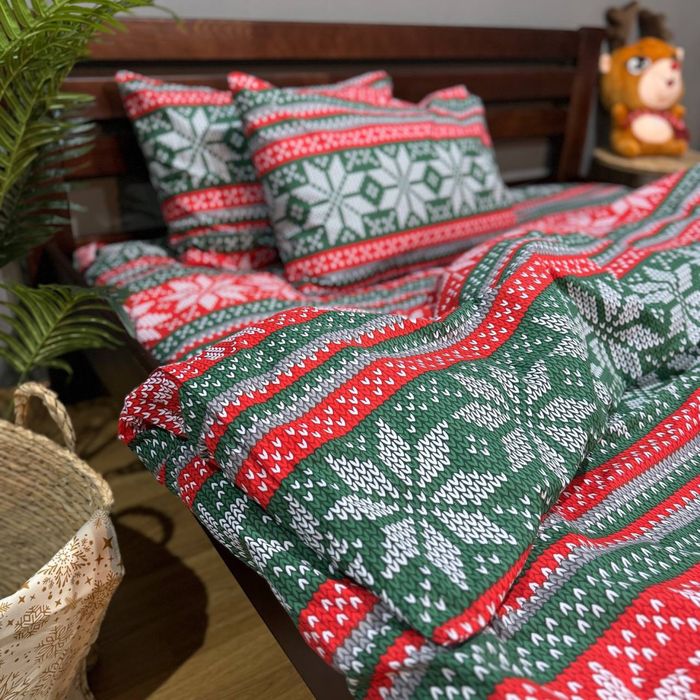 РОЗПРОДАЖ складу Постіль до Нового року Новорічна Постіль ДУЖЕ МАЛО!