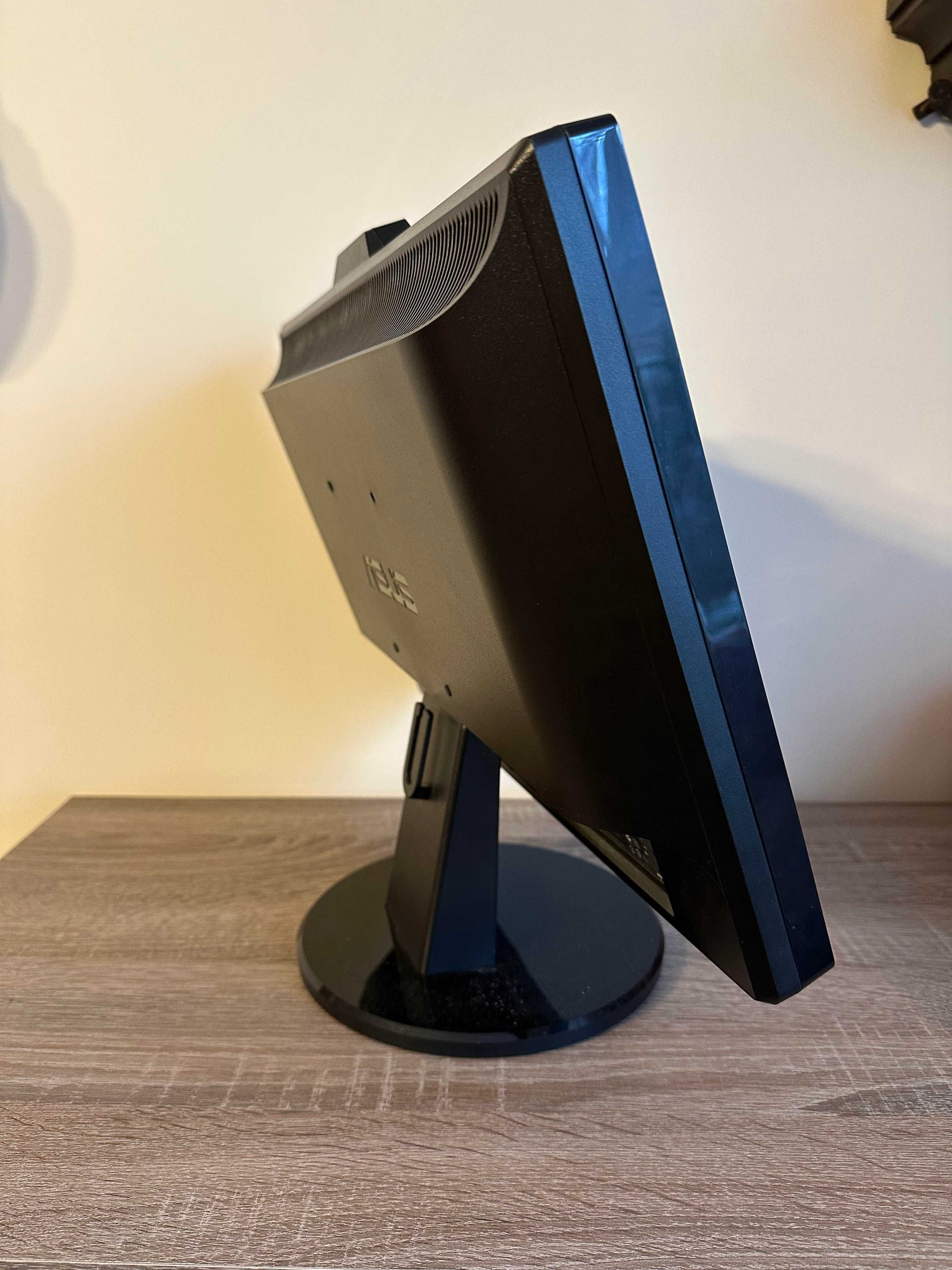 Monitor LCD ASUS VK193D z wbudowaną kamerą, 19 cali
