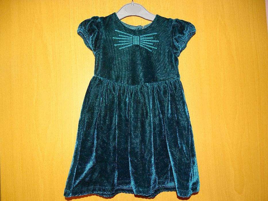 Vestido de veludo de menina novo (6-9 meses)