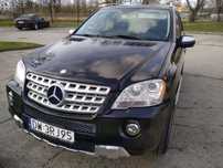 Mercedes-Benz ML Mercedes-Benz ML 550 4matic facelifting niski przebieg