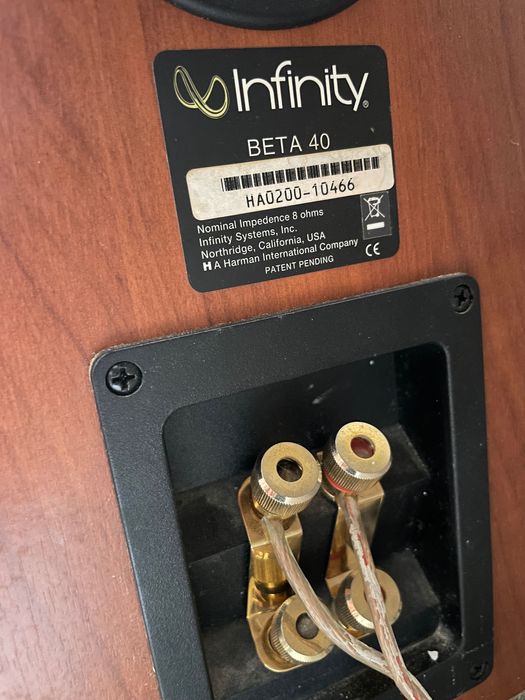 Colunas Infinity Beta 40