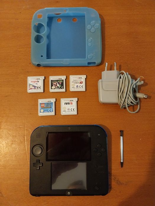 Nintendo 2 DS chipada para 3 DS.