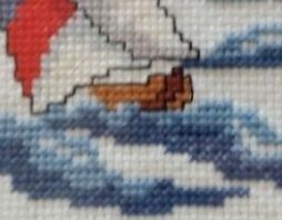 2 quadros em ponto de cruz com molduras