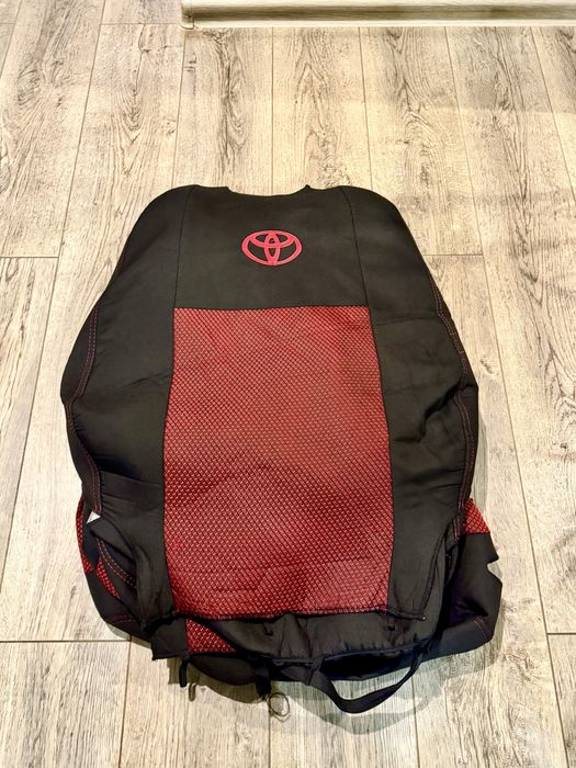 Чохли на сидіння Toyota Yaris