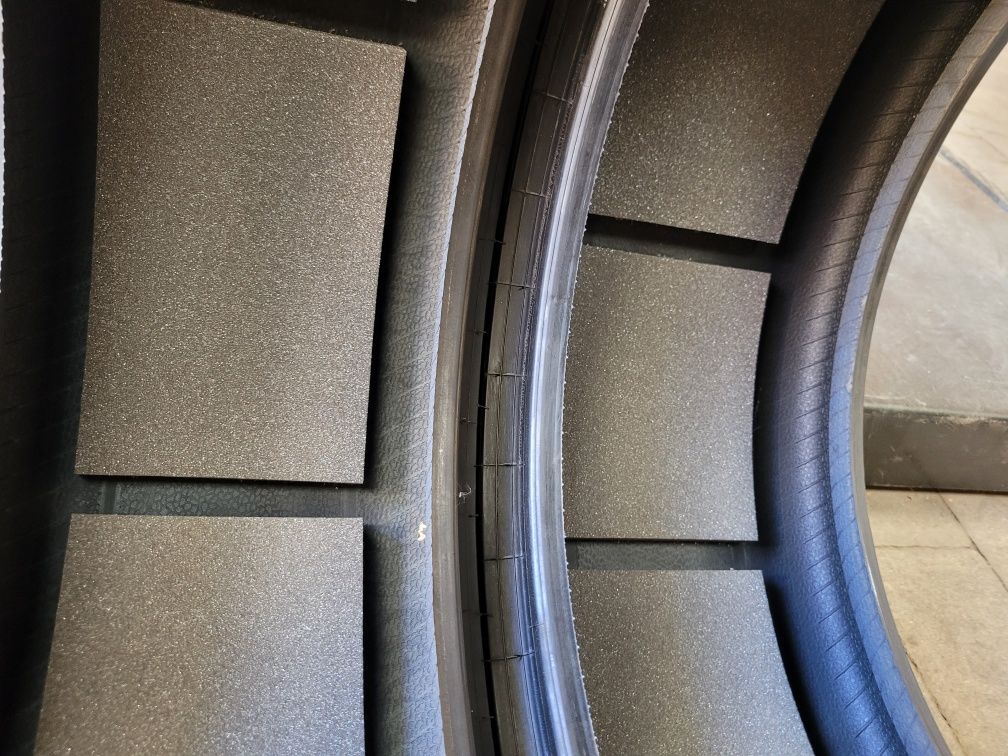 2x 255/40R20 Pirelli P ZERO 2023R 6mm