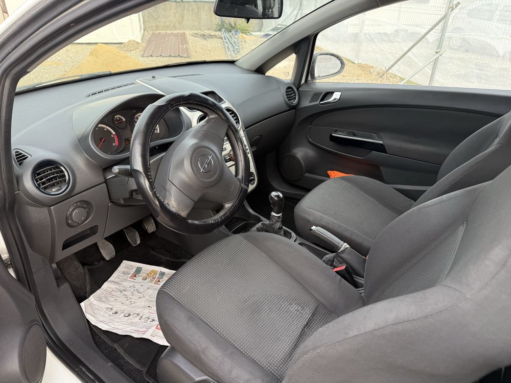Opel corsa D  1.3cdti