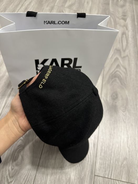 Вовняна кепка Karl Lagerfeld