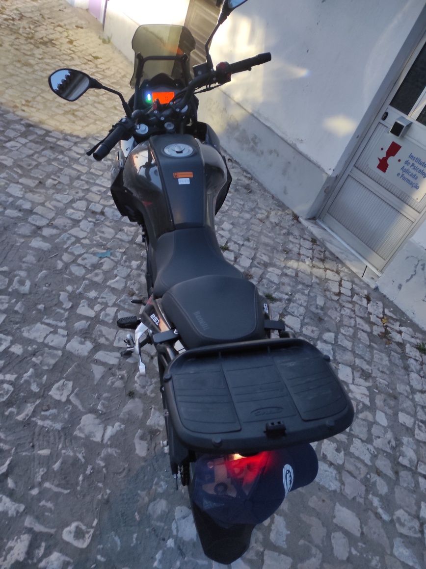 Benelli trk 251 cilindradas