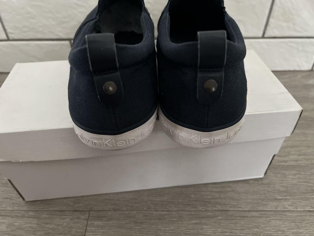 Мокасини Calvin Klein.