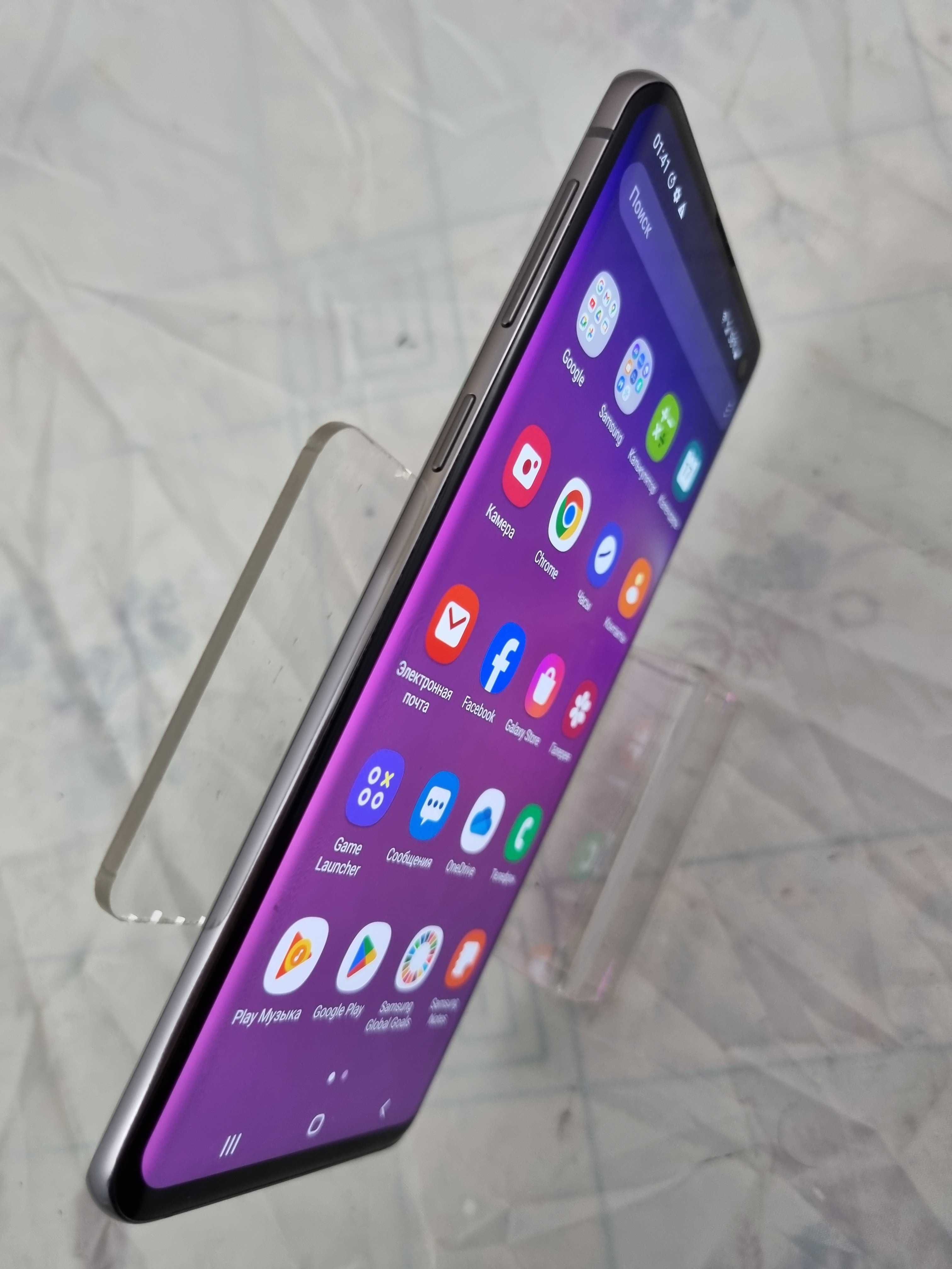 Samsung Galaxy S10+ SM-G975U1 8/128Gb хорошее состояние