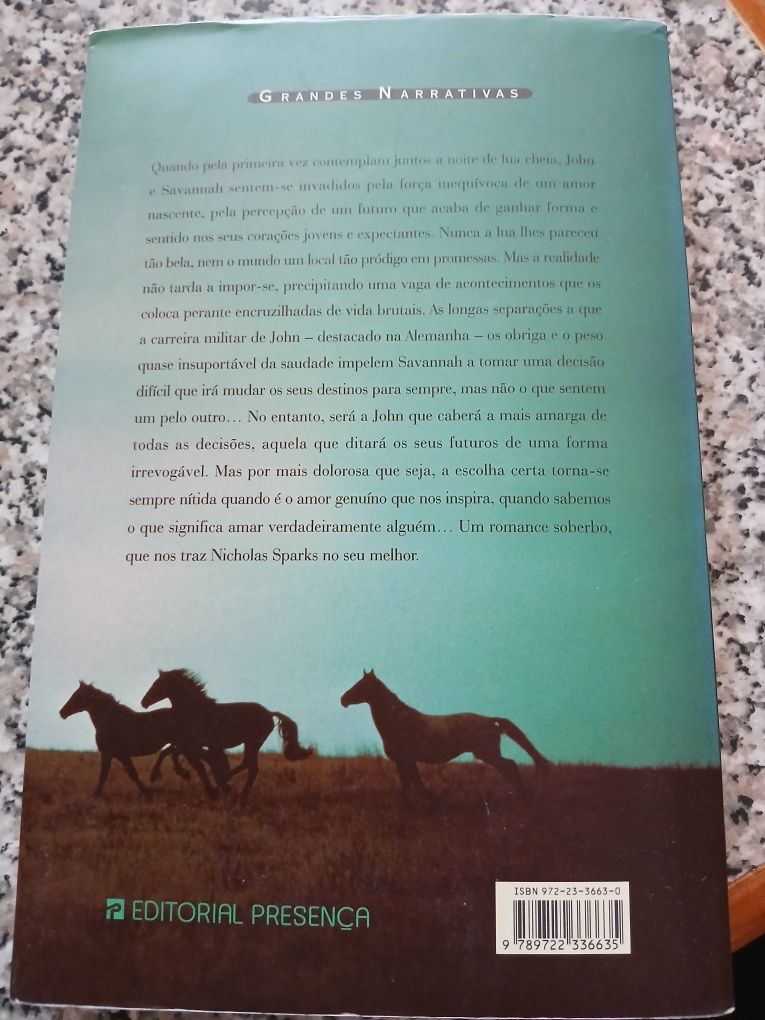 Vendo livro de Nicholas Sparks