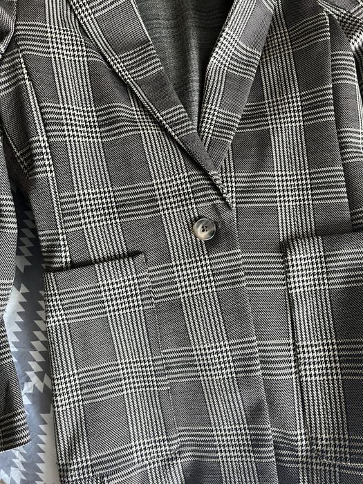 Осінній  подовжений піджак/ жакет у клітинку від h&m