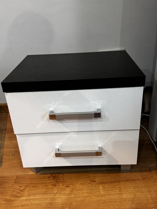 Komplet mebli do pokoju