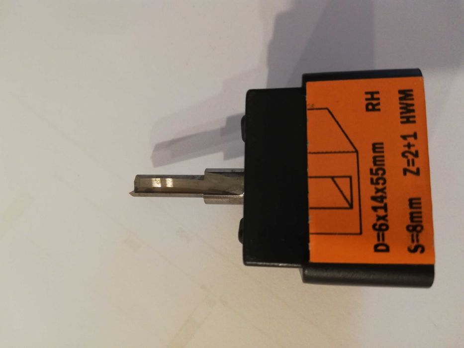 Frez prosty wiercący CMT