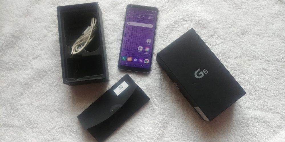 Telefon LG G6 czarny