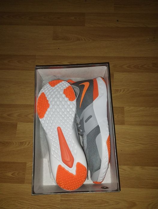 Кроссовки оригинал nike