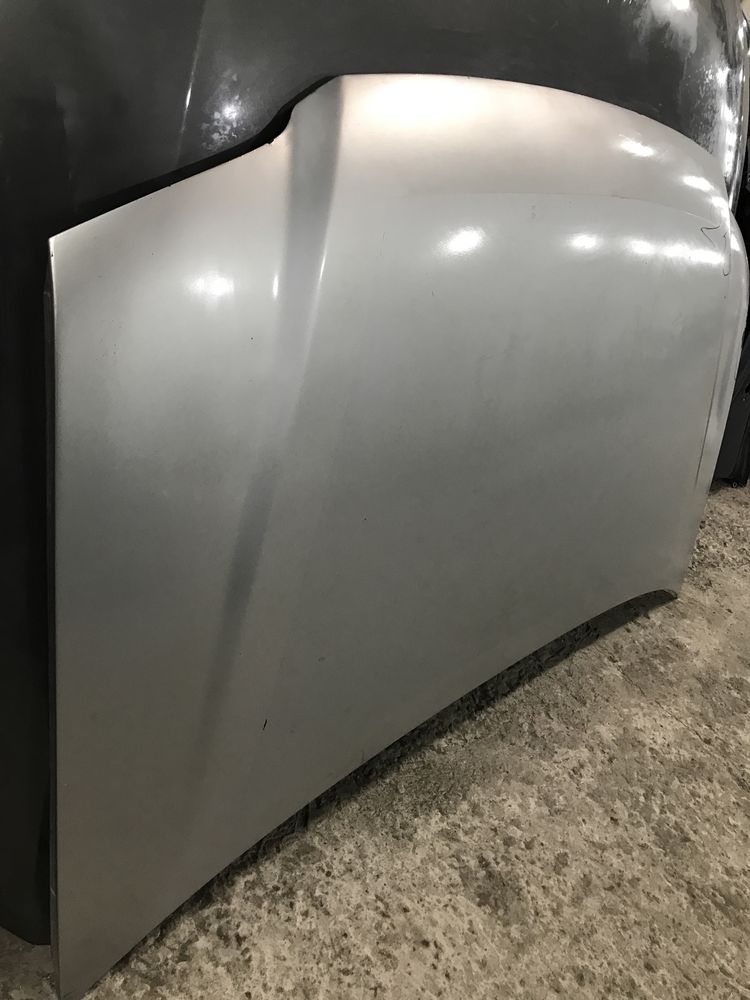 Капот VW Caddy 3