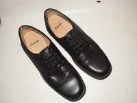 clarks skórzane półbuty męskie buty casualowe 43 r. 9 czarne skóra