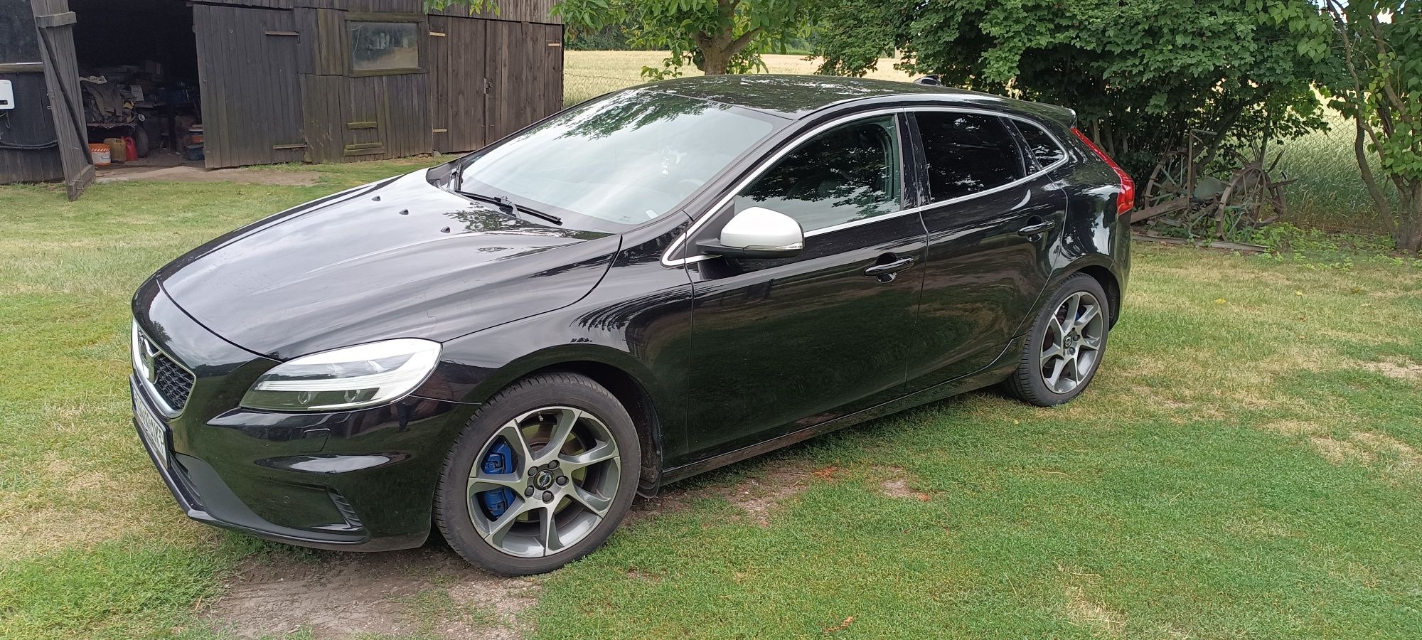 Volvo V40 D3 Momentem R Design
