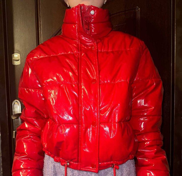 Куртка жіноча Bershka xs