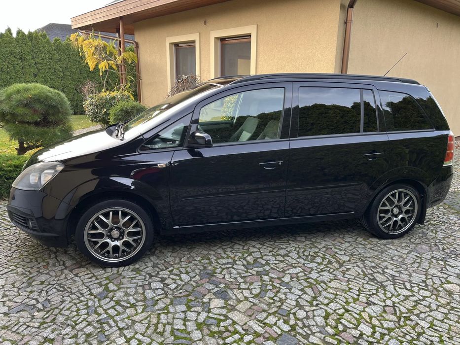 Opel Zafira OPEL ZAFIRA 2006r. 1.8 benzyna 7-osobowy ** zadbane auto rodzinne **