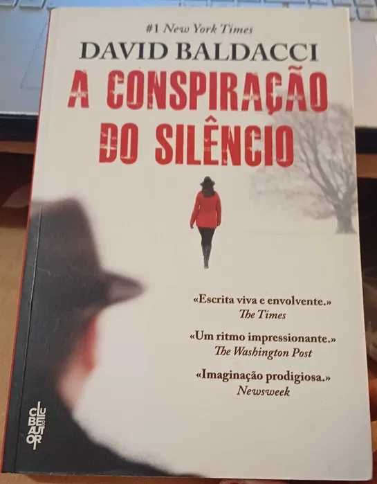 Livros com temas variados