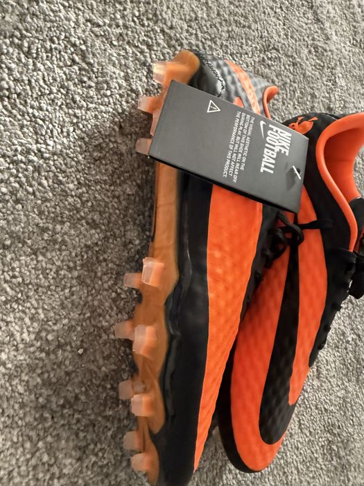 Chuteiras Hypervenom