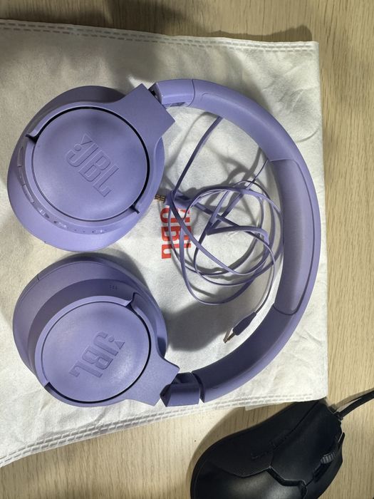 Sluchawki JBL  Tune 770NC