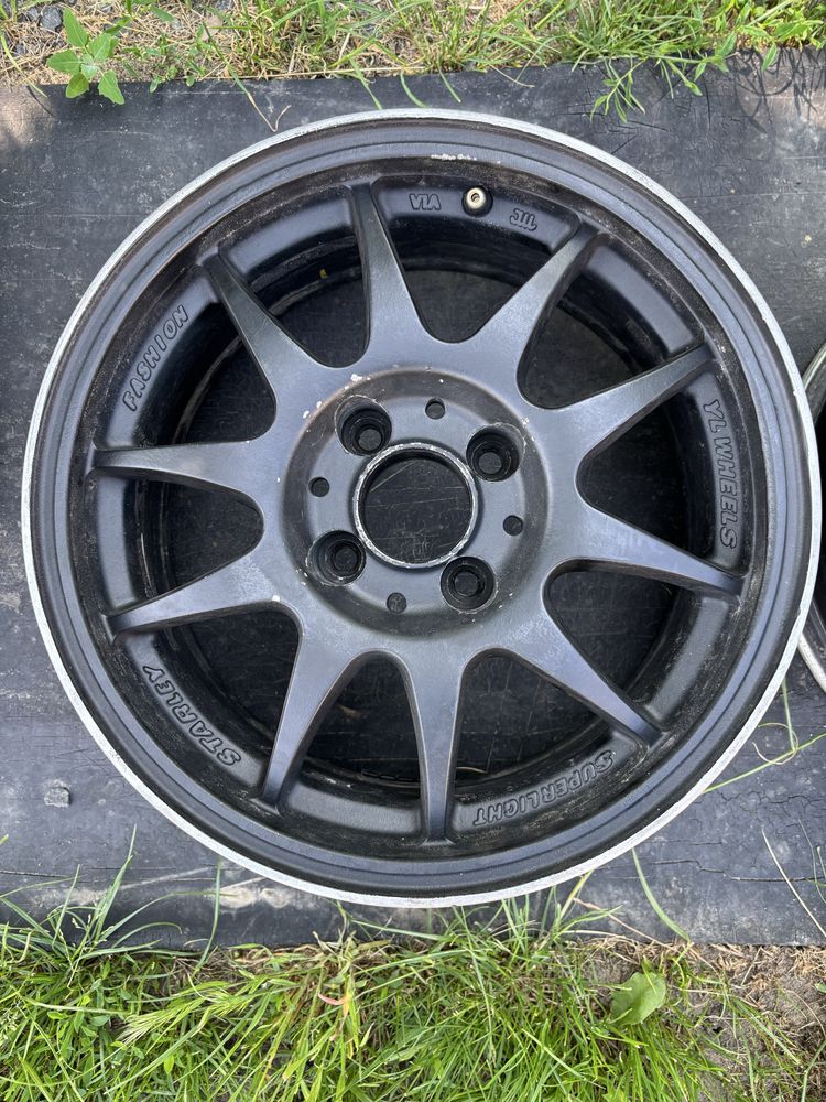 Литі диски R14 4x98 YAWHEELS – 3 цілі, 1 з дефектом