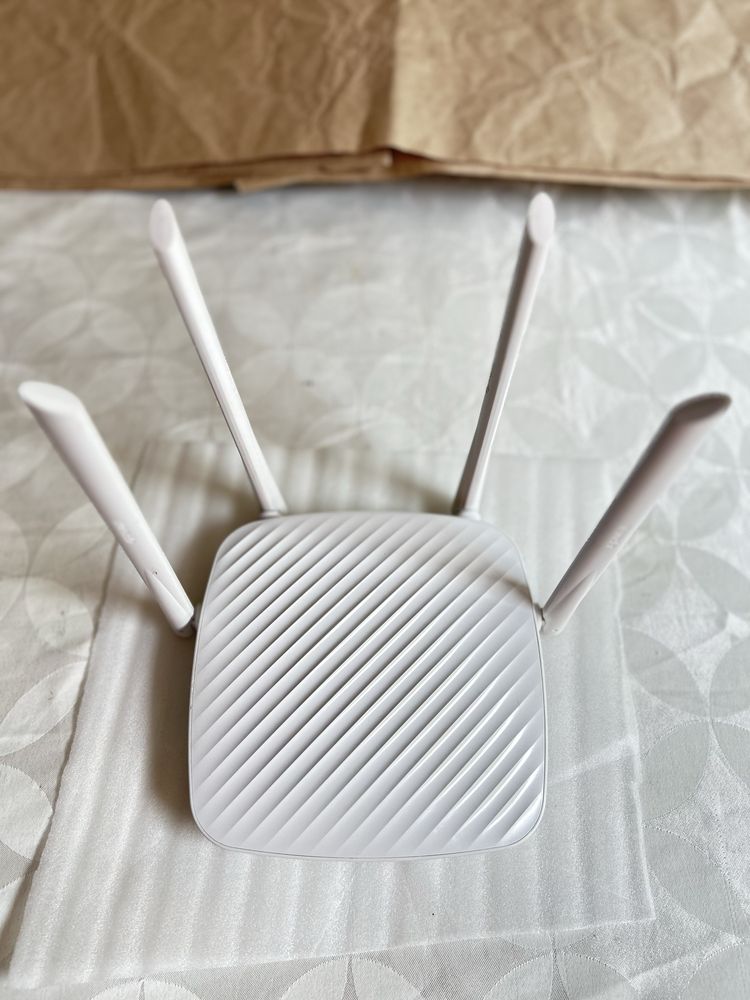 Роутер wifi маршрутезатор TENDA