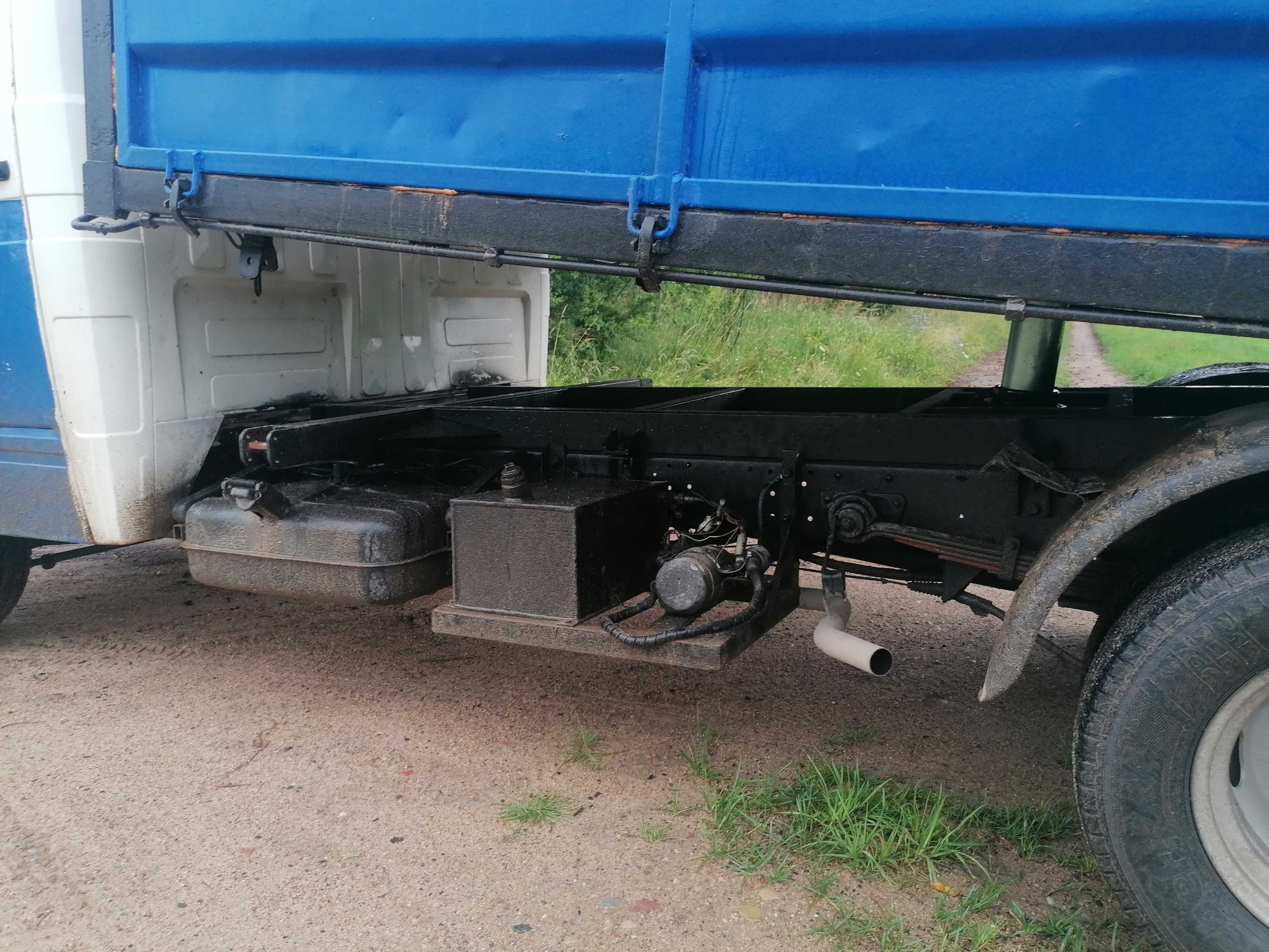 Mercedes 407d wywrotka 3str.