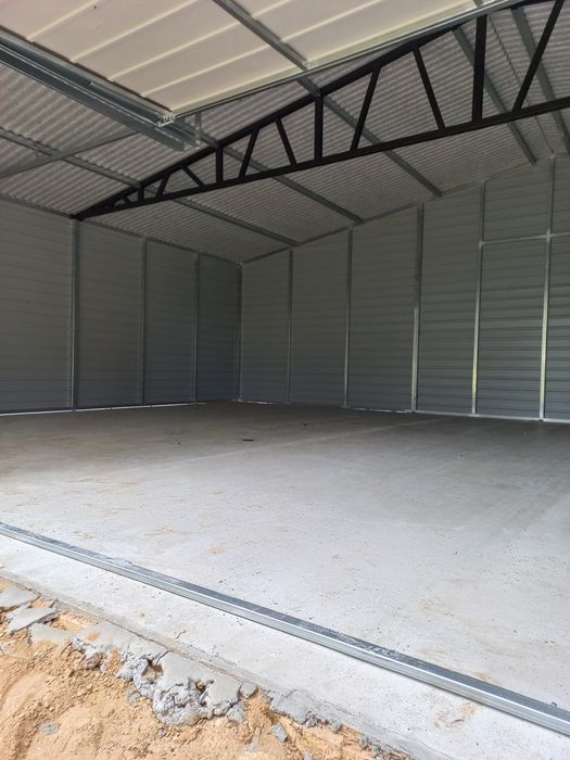 Garaż blaszany drewnopodobny konstrukcja profil zamknięty