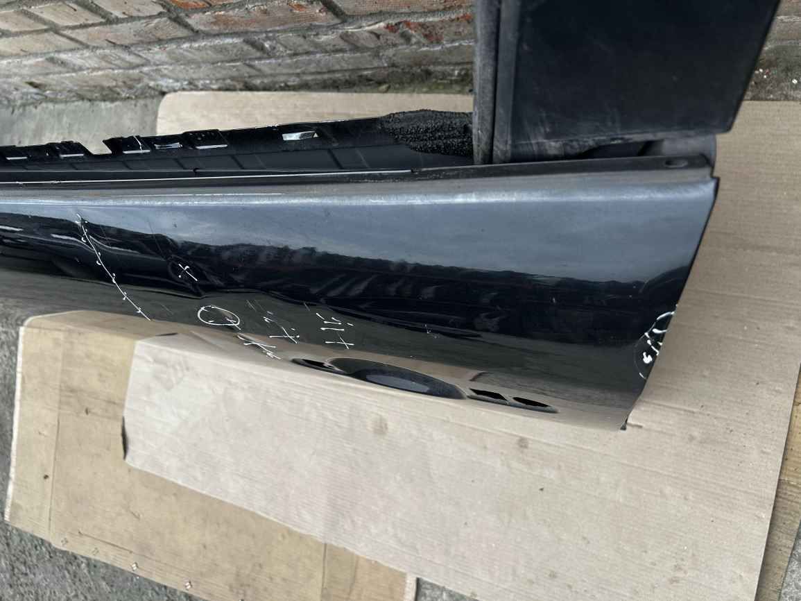Renault (RVI) Megane 3 09-16 universal двері перед L дефект DR1430 801