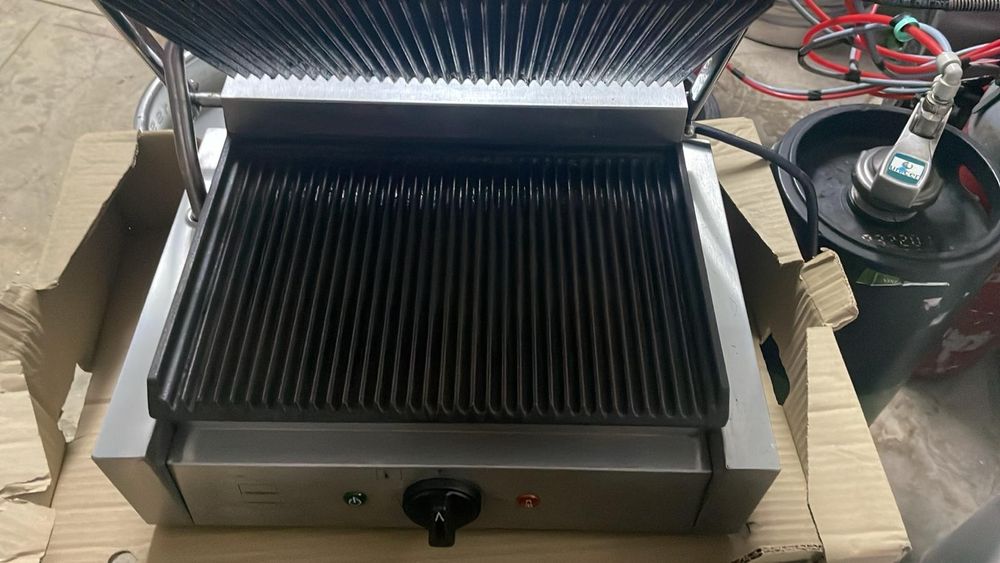 Vende-se material de restauração