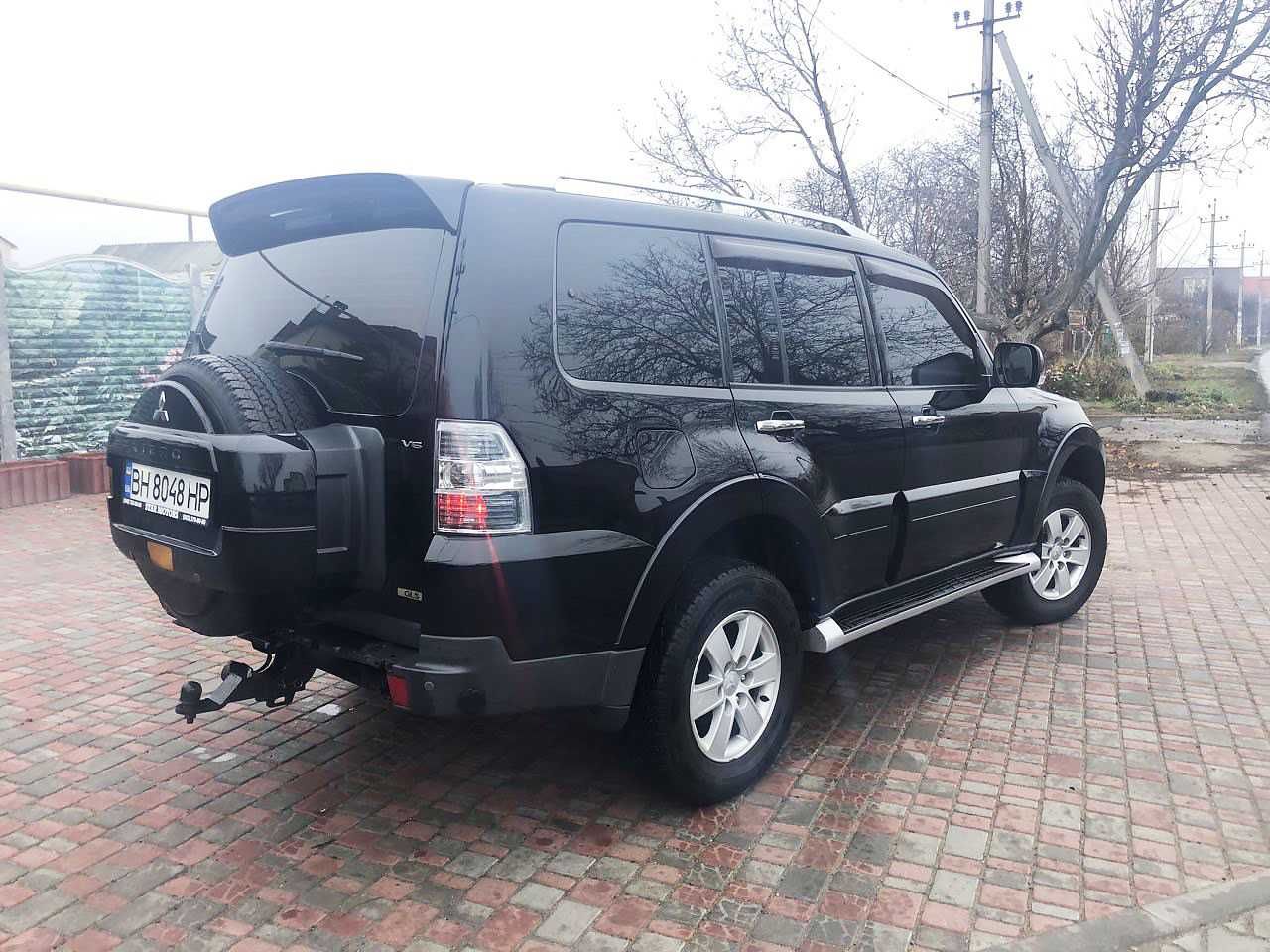 Mitsubishi Pajero Wagone MAXIMAL (3.0 газ/бензин, кожа, панорама)