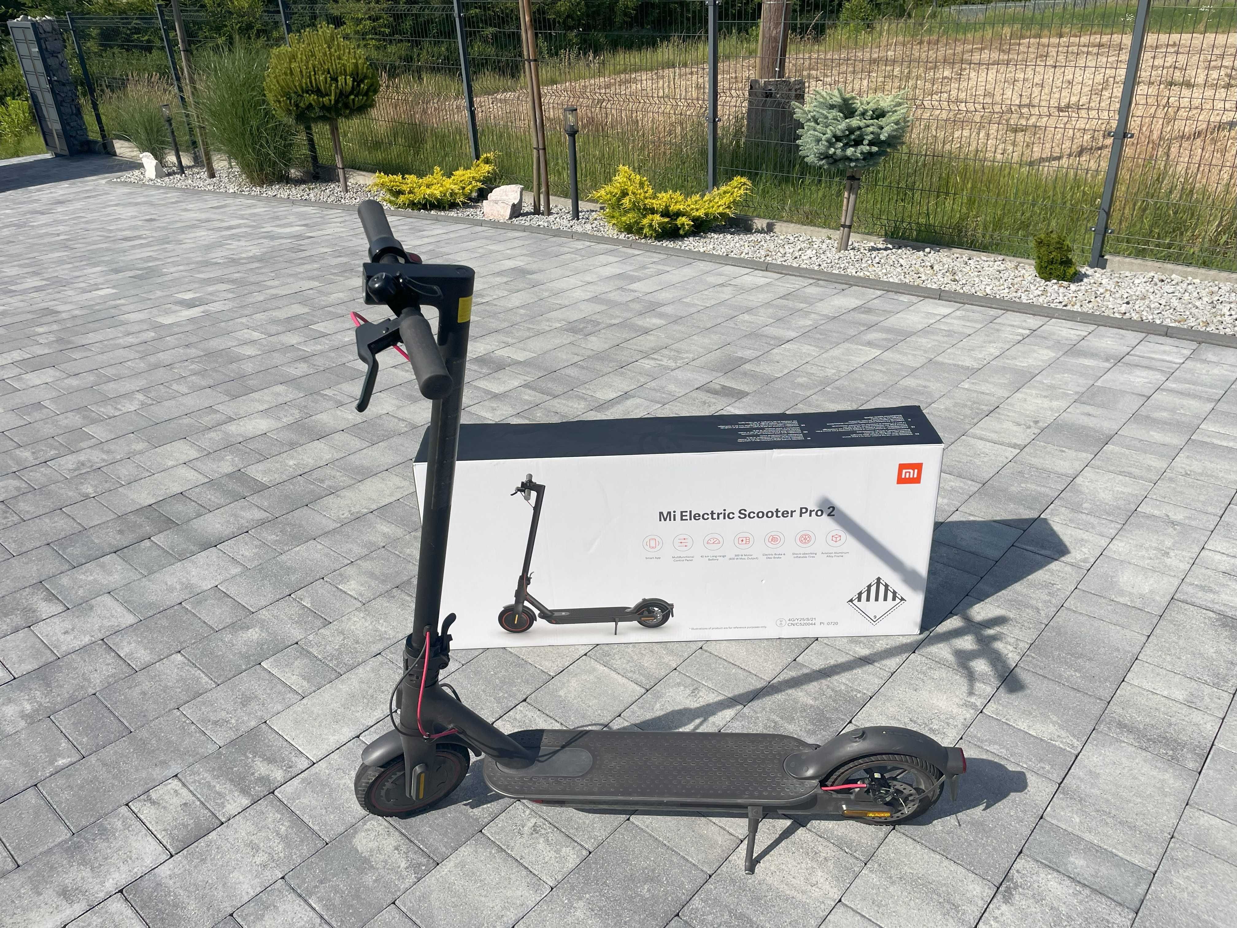 Xiaomi Mi Electric Scooter Pro 2