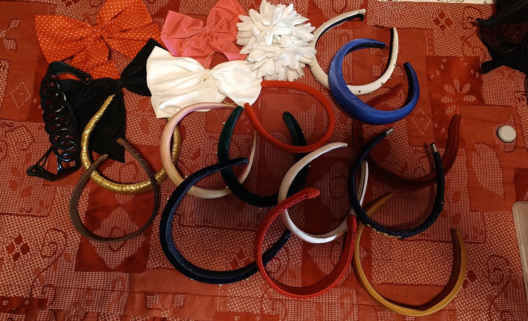 Acessórios de cabelo ( bandoletes e laços)