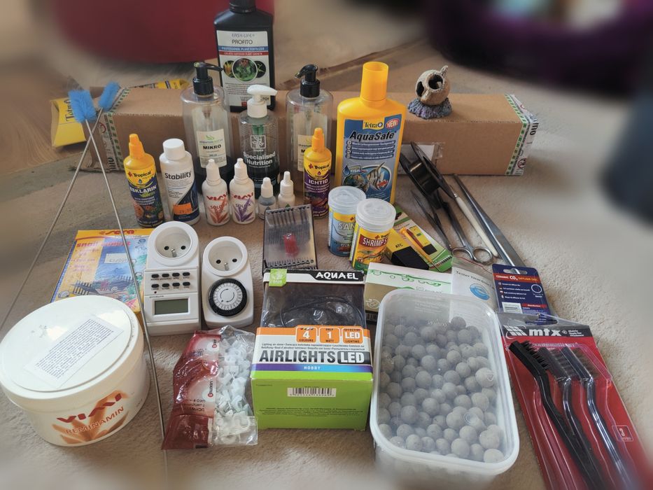 Akwarium z wyposazeniem-zestaw idealny do akwarium roślinnego