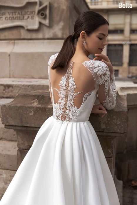 Весільна сукня Bella, бренду Monreal