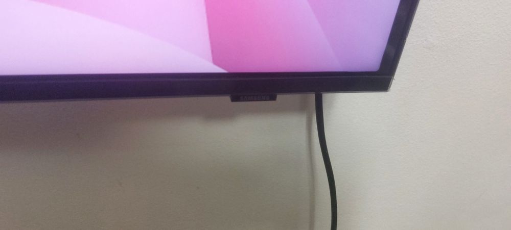 Smart tv como nova 43 polegadas Samsung